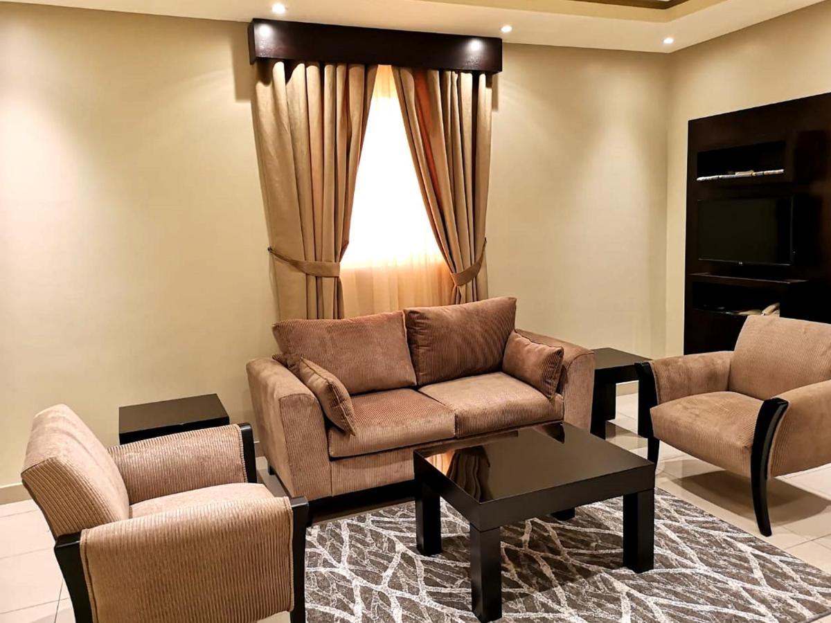 Bzul For Furnished Apartments Рияд Екстериор снимка