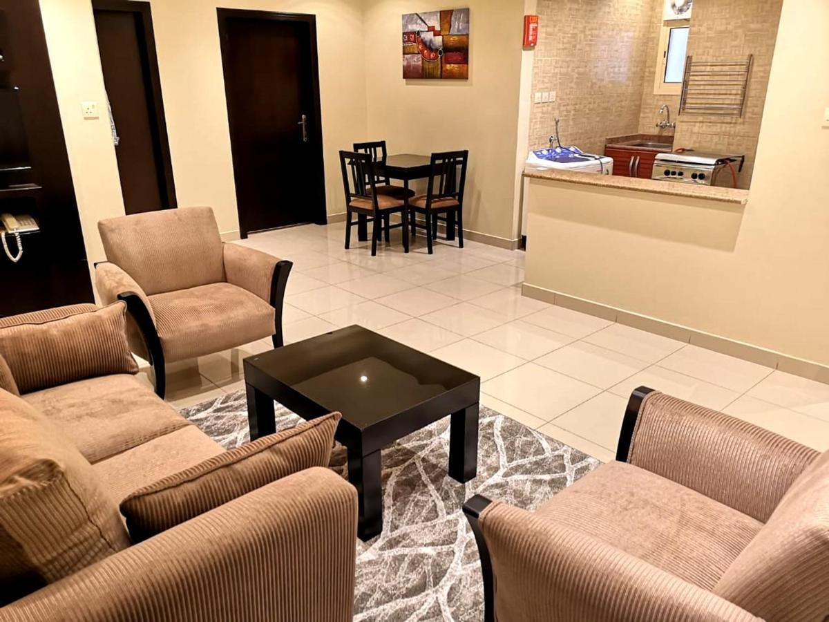 Bzul For Furnished Apartments Рияд Екстериор снимка